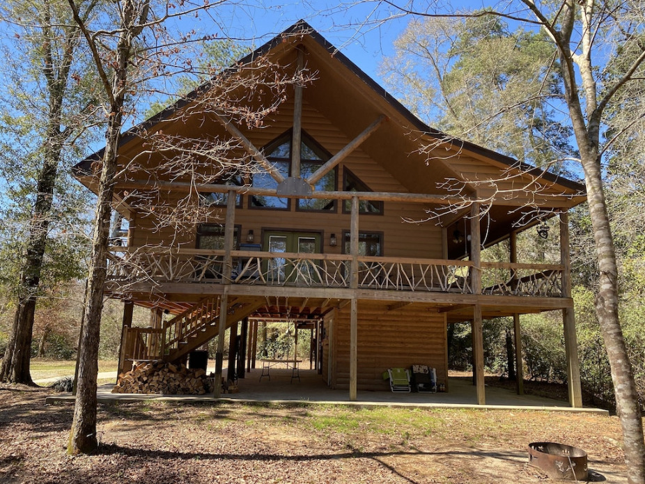Frontier Campground Treehouse